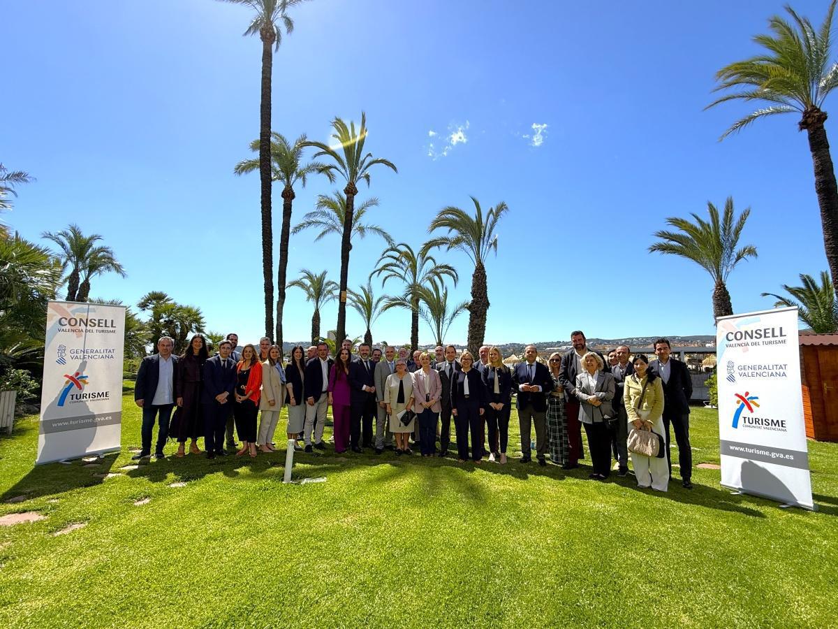 El Informe Impactur confirma la buena salud del turismo valenciano: aporta 9.263 millones en ingresos fiscales El Informe Impactur confirma la buena salud del turismo valenciano: aporta 9.263 millones en ingresos fiscales