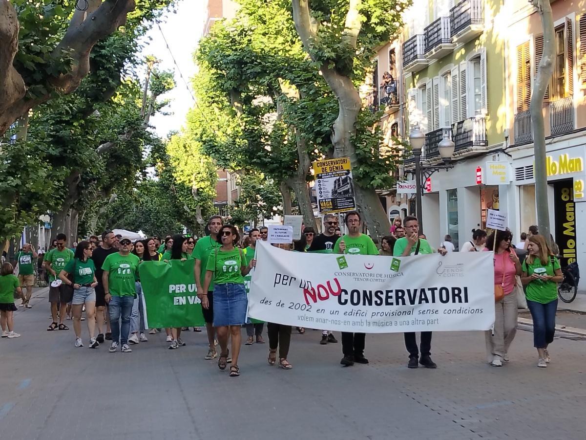 Segunda movilización en Dénia: la educación pública vuelve a salir a la calle