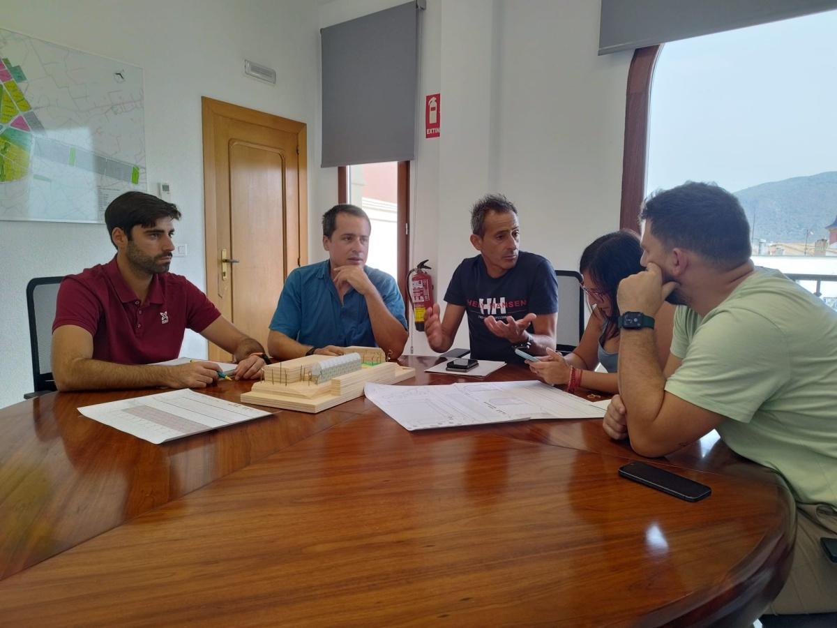 El futur trinquet municipal de Pego continua prenent forma