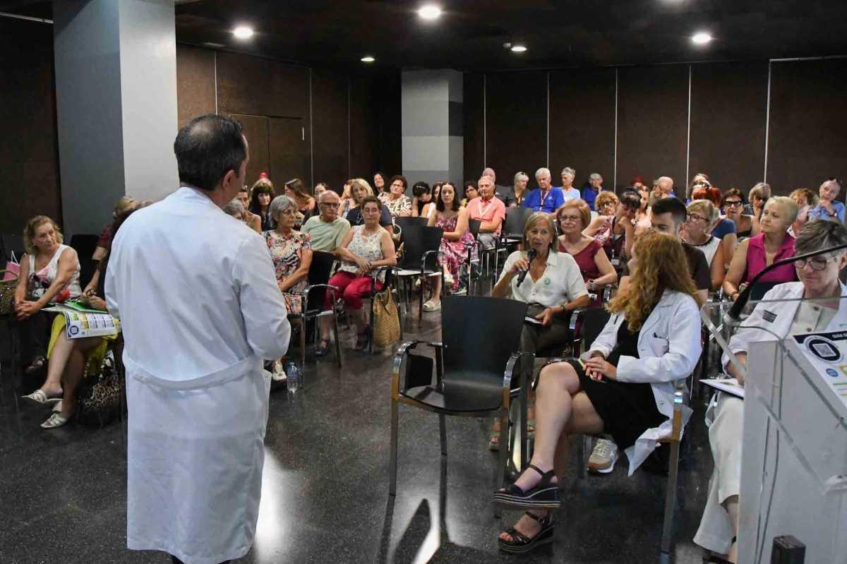 El Hospital de Dénia impulsa la participación de las asociaciones con espacios y herramientas de colaboración