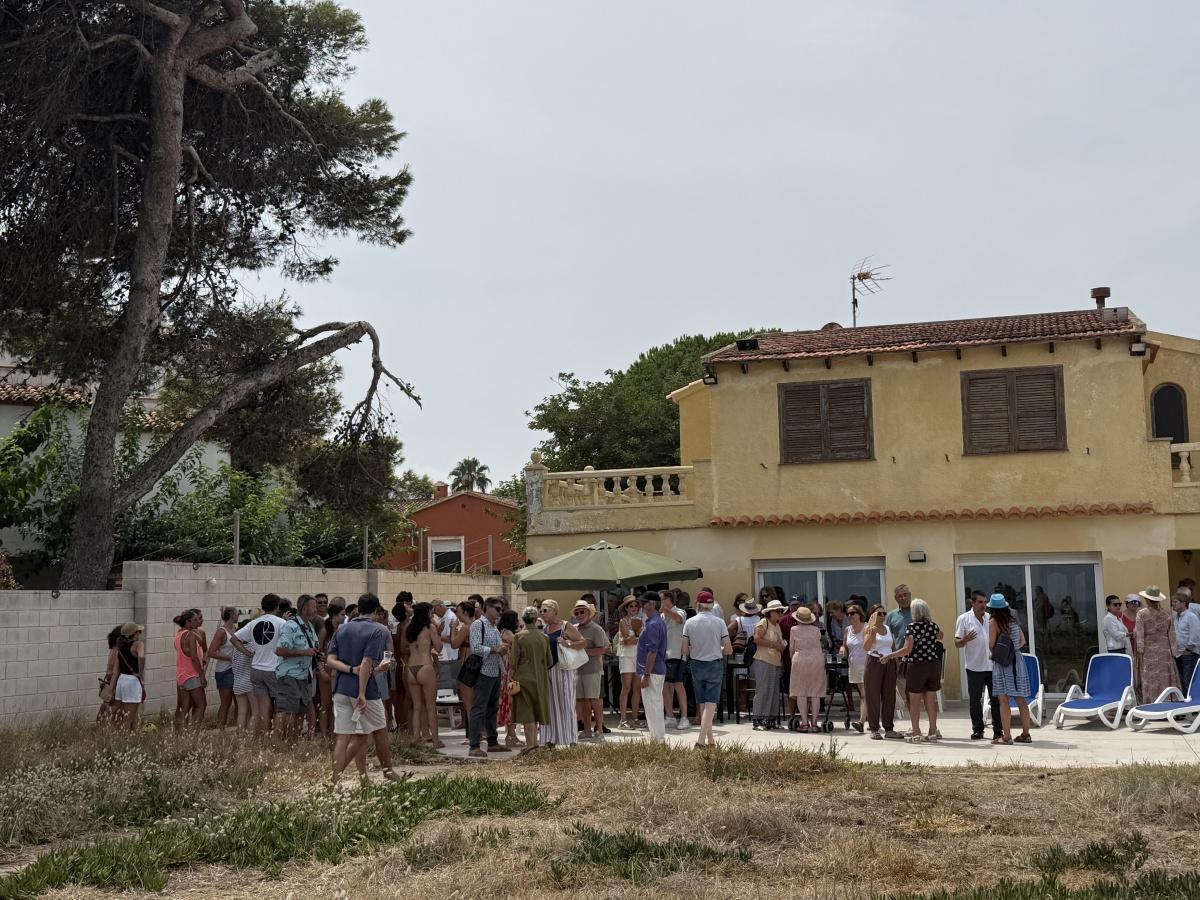 El conseller afirma en Dénia que recurrirá la reforma del Reglamento de Costas y llegarán hasta el Supremo para apoyar a los afectados 