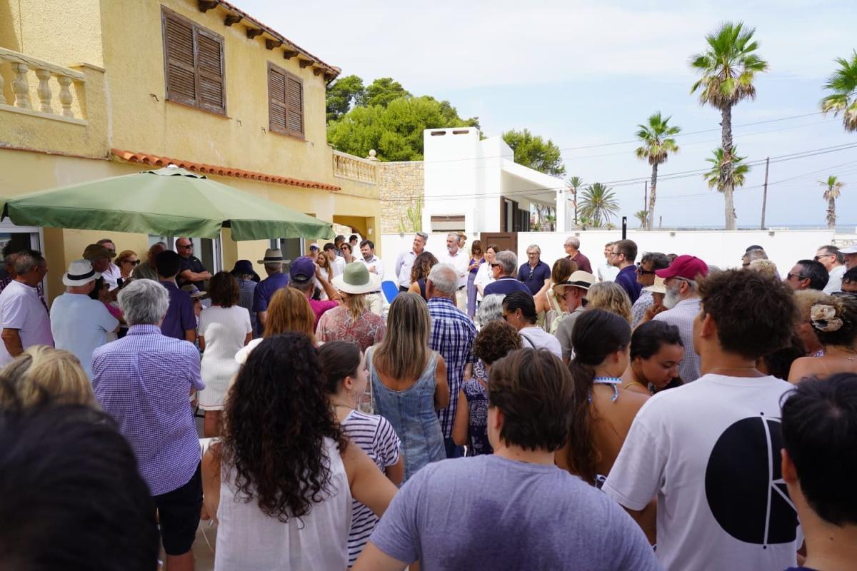 El conseller afirma en Dénia que recurrirá la reforma del Reglamento de Costas y llegarán hasta el Supremo para apoyar a los afectados 