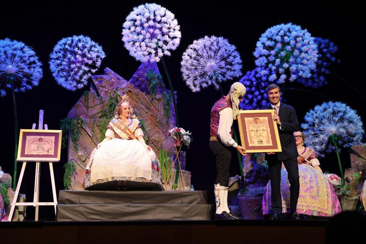 Dues reines, una passió: Dénia i les Falles