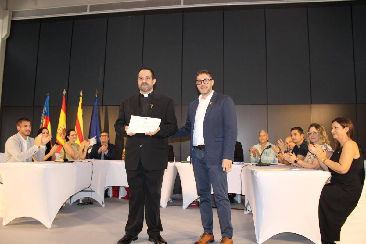 Ximo Silvestre rep l’abraç d’un poble que ja és seu Ximo Silvestre rep l’abraç d’un poble que ja és seu