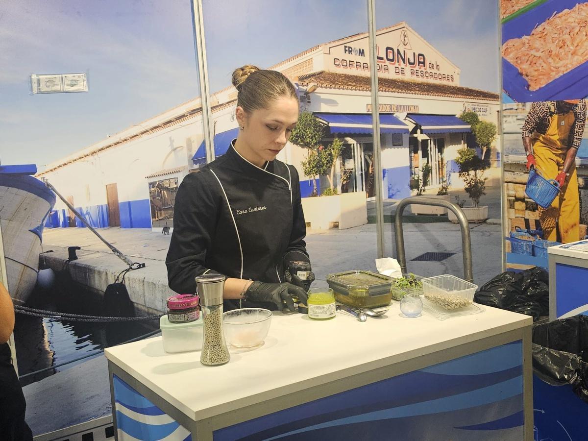 Calp presume de sabor propio con la Gamba Blanca en Alicante Gastronómica