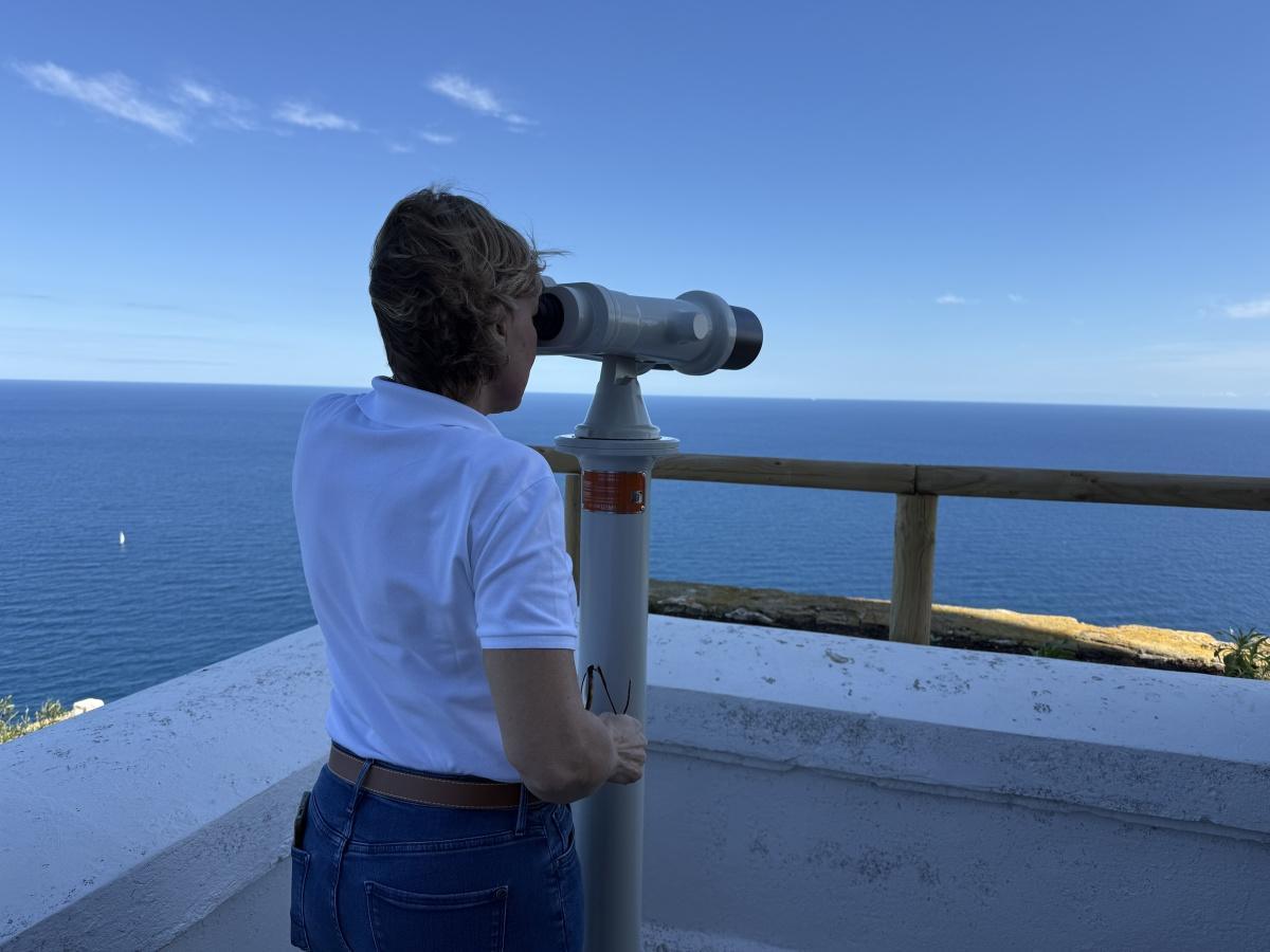 El faro del Cap de Sant Antoni abre sus puertas y estrena un nuevo mirador sobre el Mediterráneo El faro del Cap de Sant Antoni abre sus puertas y estrena un nuevo mirador sobre el Mediterráneo