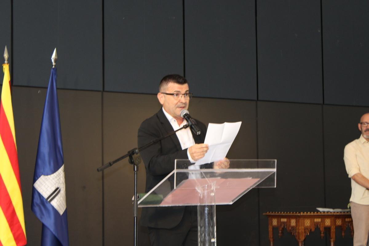 Ondara celebra el 9 d’Octubre amb una gran participació i distingeix Sergi Mallol, Antonio Torres i Josep Alemany Ondara celebra el 9 d’Octubre amb una gran participació i distingeix Sergi Mallol, Antonio Torres i Josep Alemany