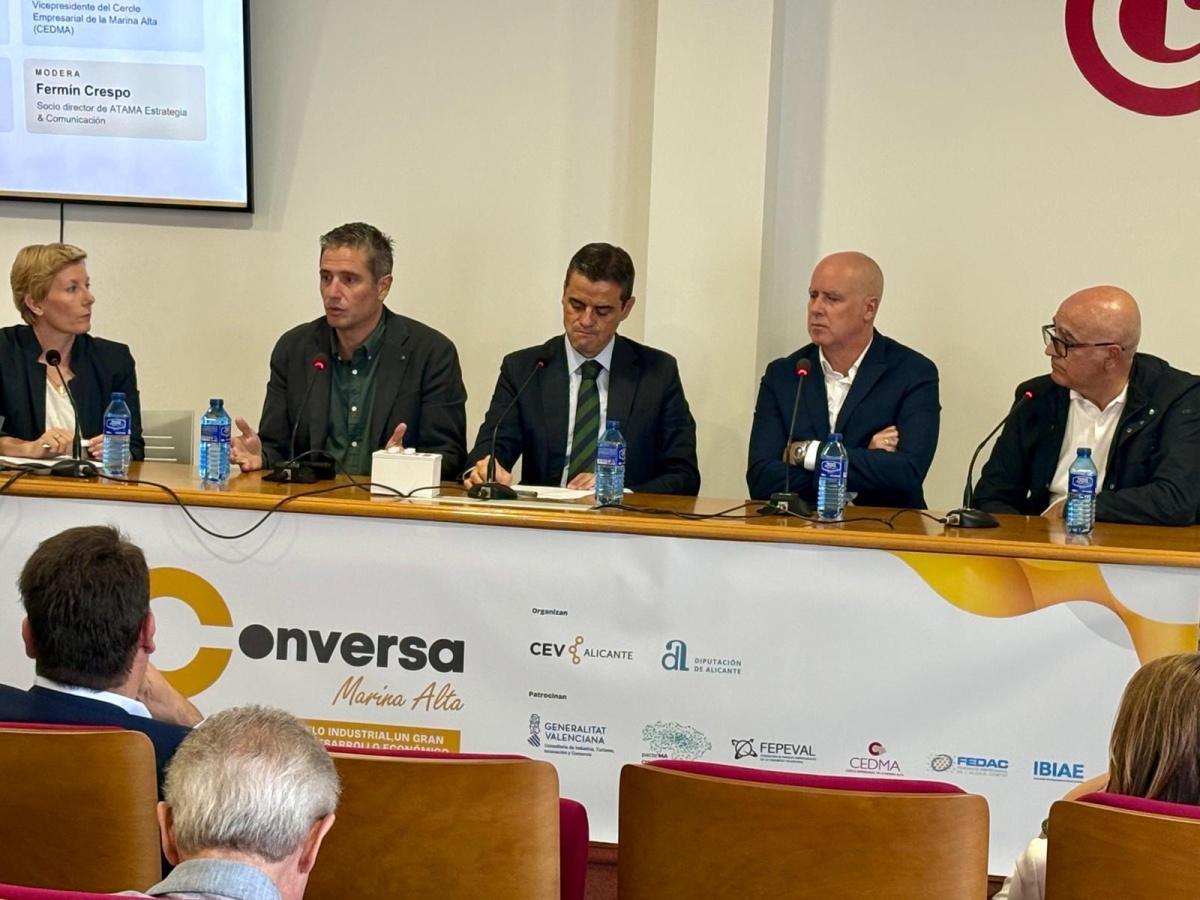 CEV Alicante pide acelerar los trámites para impulsar la disponibilidad de suelo industrial CEV Alicante pide acelerar los trámites para impulsar la disponibilidad de suelo industrial