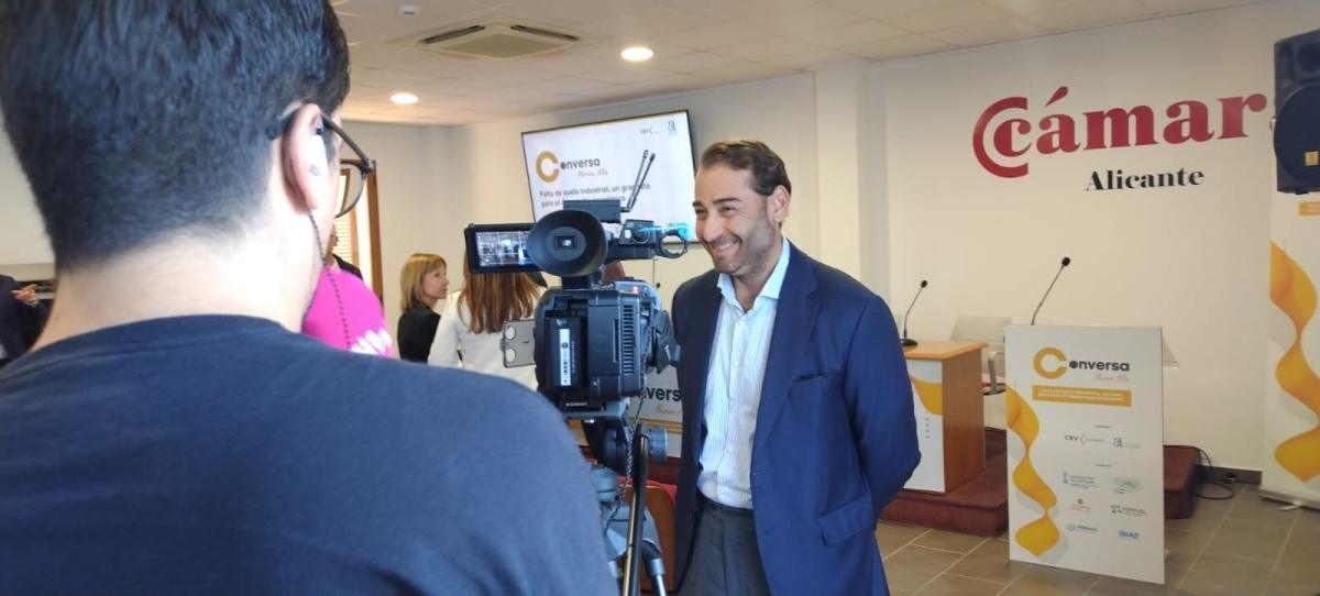 CEV Alicante pide acelerar los trámites para impulsar la disponibilidad de suelo industrial CEV Alicante pide acelerar los trámites para impulsar la disponibilidad de suelo industrial