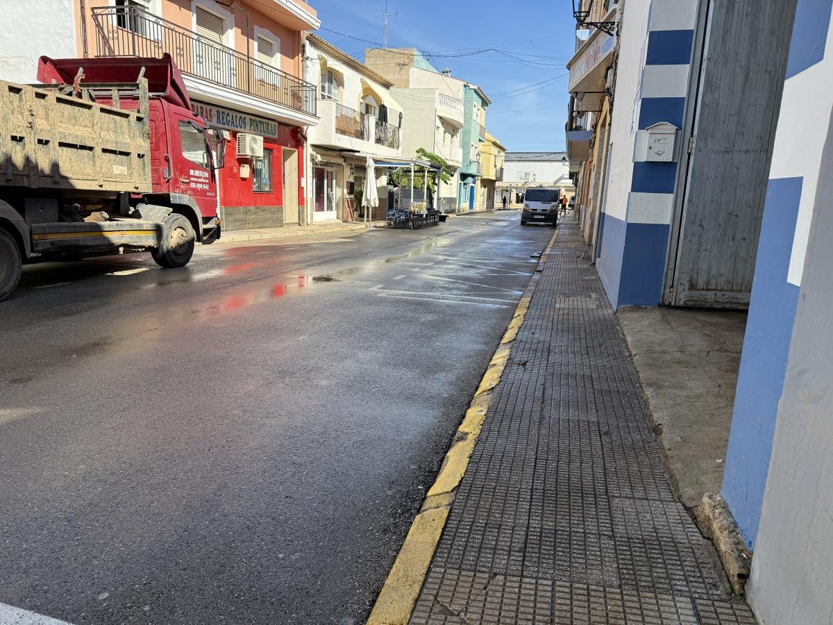 Els Poblets es torna a alçar després d'Adam: solidaritat i ajudes per a començar de nou