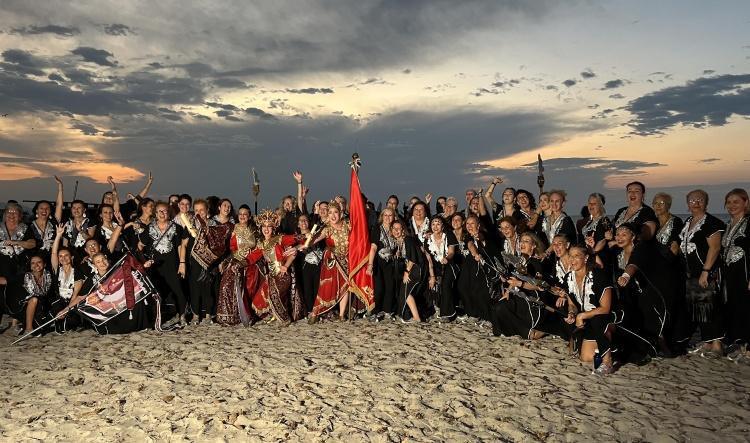 Pólvora, mar y tradición: Dénia se rinde al Desembarco de Moros y Cristianos