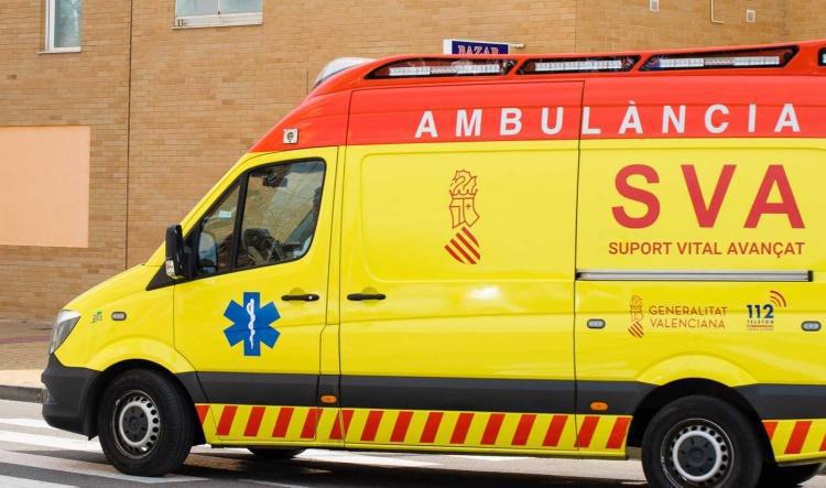 Grave accidente laboral en Dénia: un operario sufre una descarga eléctrica y cae desde altura