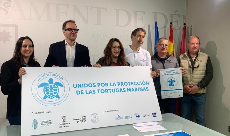 Dénia y Costa Rica firman alianzas para compartir conocimiento sobre las tortugas marinas