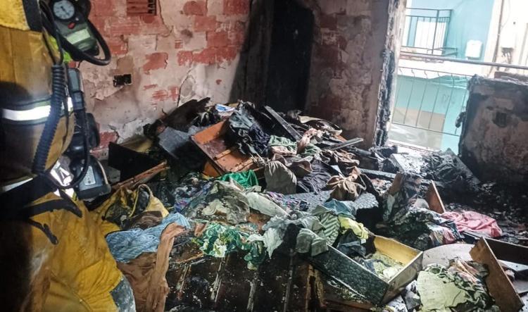 De las cenizas a la esperanza: piden ayuda tras perder su casa en Dénia