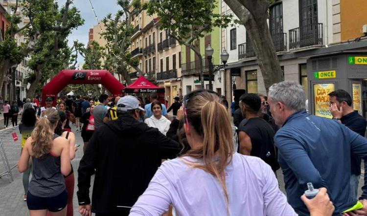 El hospital HLA San Carlos de Dénia entre las entidades colaboradoras a beneficio de la carrera del Colegio Raquel Payá