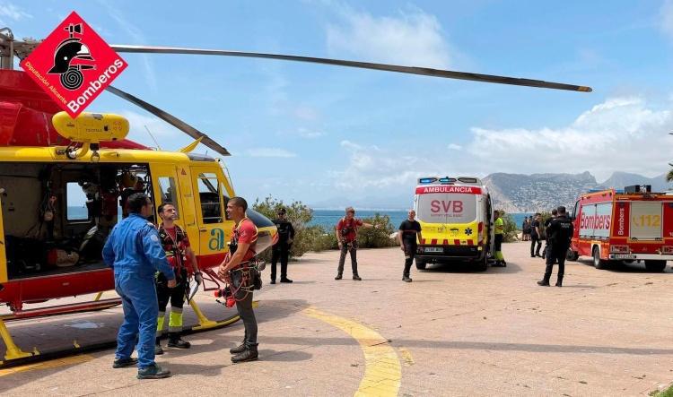 Rescatado un hombre de 90 años tras sufrir una caída en el Peñón de Ifach