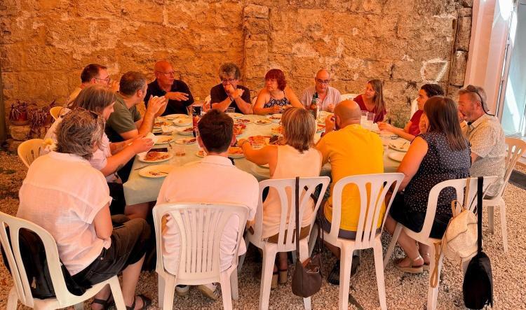 Vicent Grimalt comparte un último encuentro con los medios antes de cerrar su etapa al frente del Ayuntamiento de Dénia