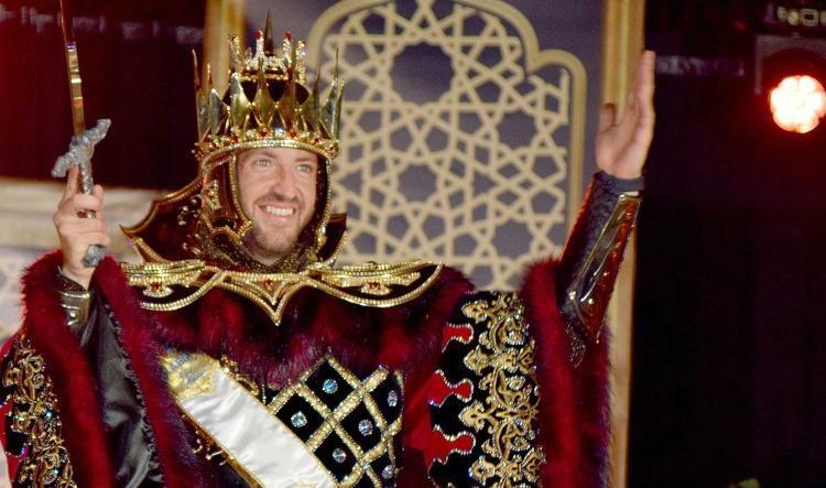 Xàbia abre sus Moros i Cristians con una presentación que ensalza la tradición y la convivencia