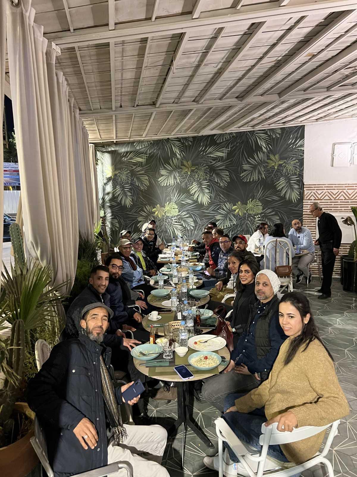 بكل فخر واستمتاع، كنت آخر الواصلين بكل فخر واستمتاع، كنت آخر الواصلين