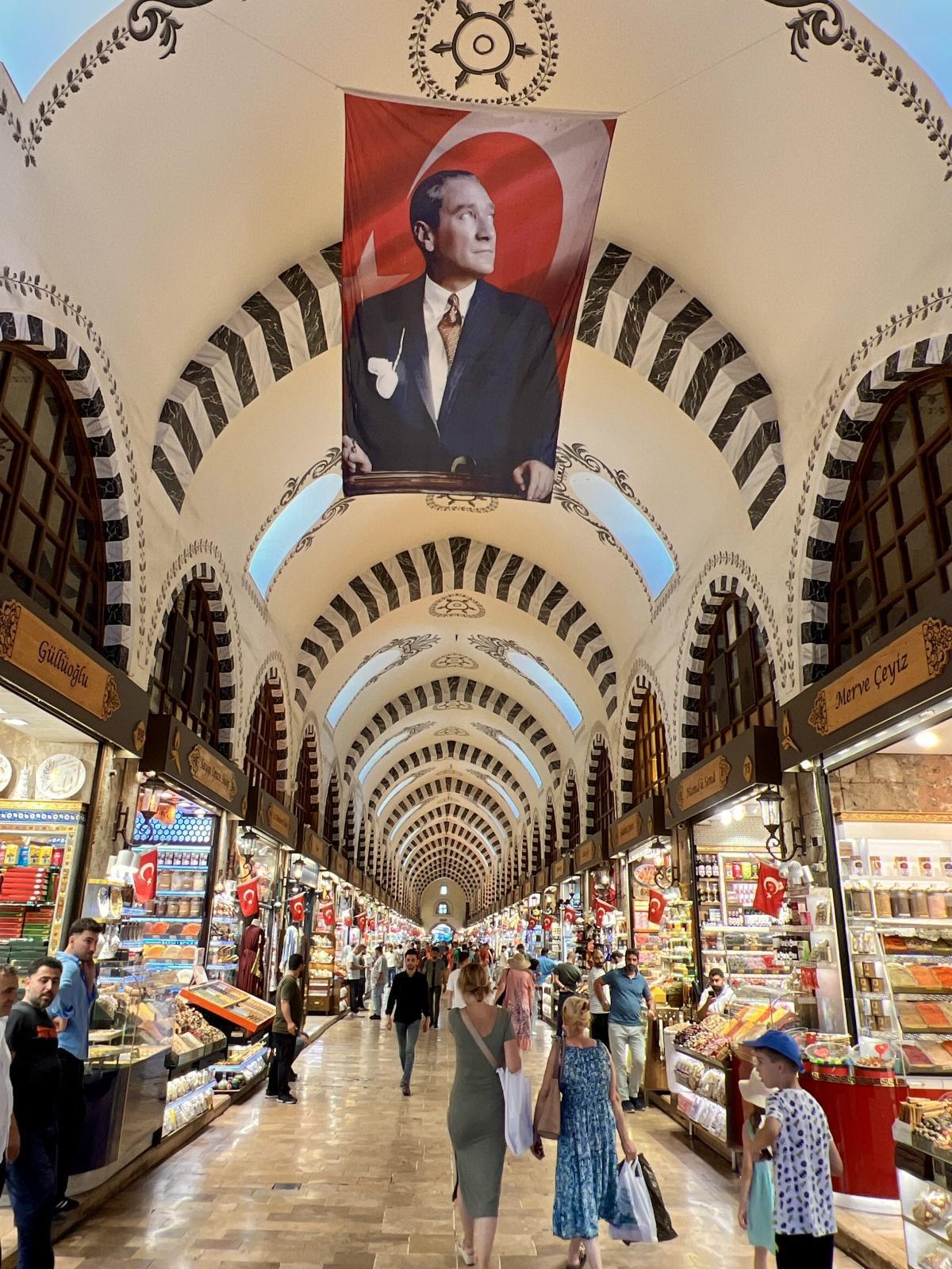 اليوم الأول - جولة 2025 - إسطنبول اليوم الأول - جولة 2025 - إسطنبول