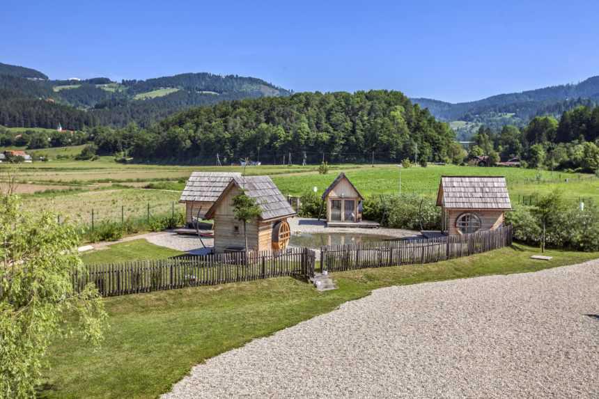Farm House 4