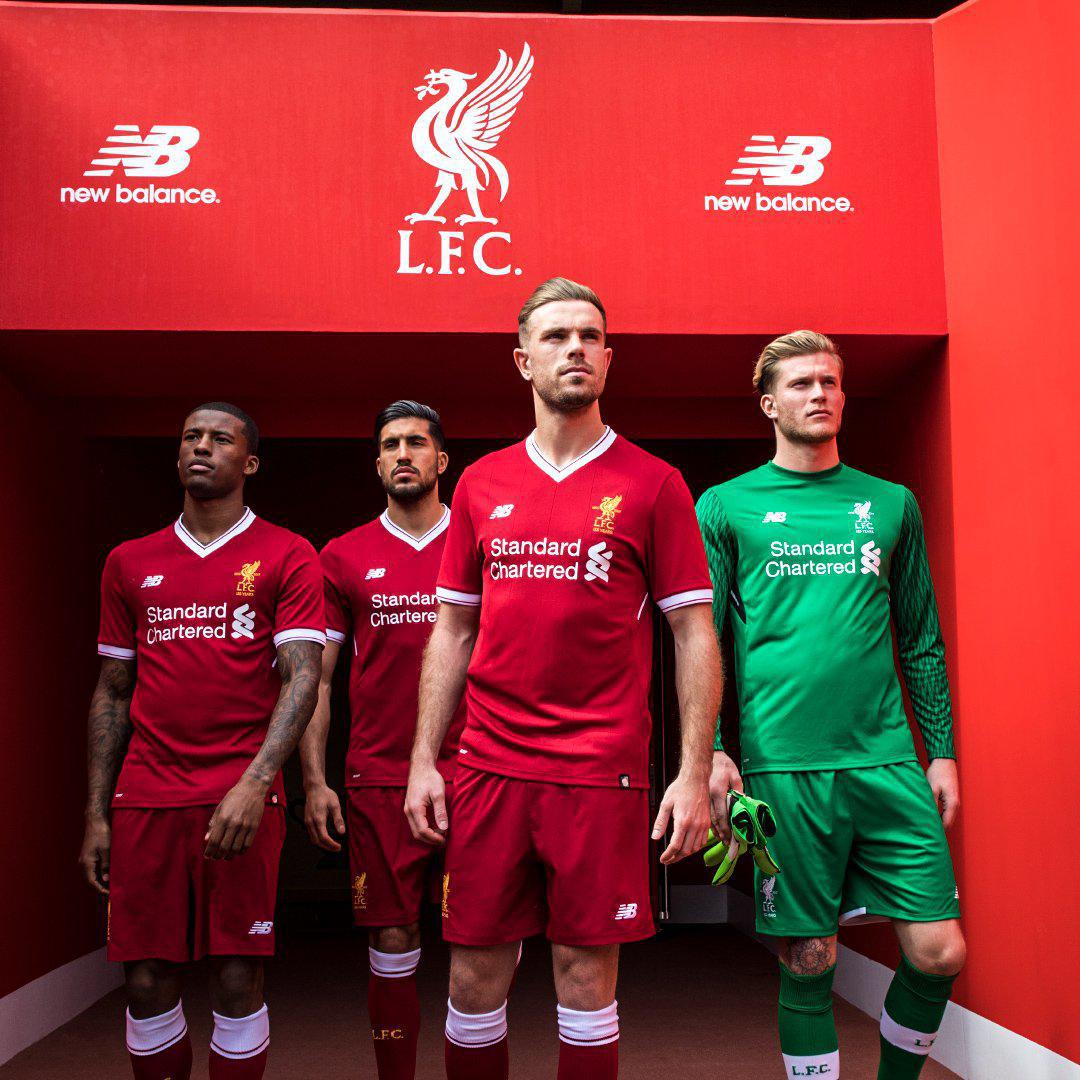 Le maillot tout en sobriété de Liverpool, saison 2017/2018