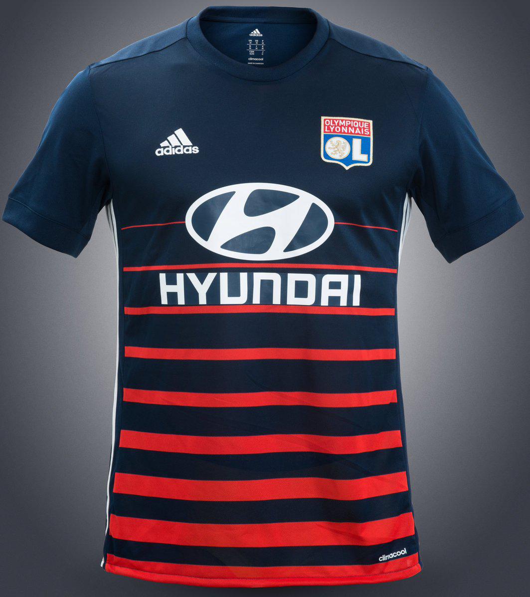 Les maillots domicile et extérieur de l'OL saison 2017-2018
