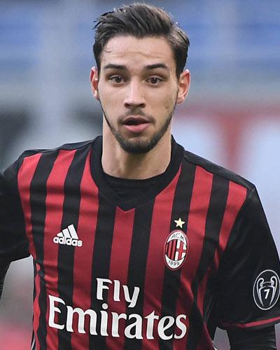 Mercato : Mattia De Sciglio va succéder à Daniel Alves à la Juventus