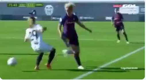 Barça : le superbe geste technique de Kheira Hamraoui