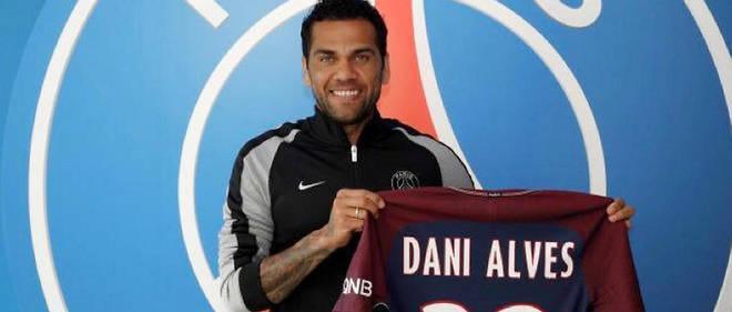 PSG : Boca Juniors pousse pour Daniel Alves