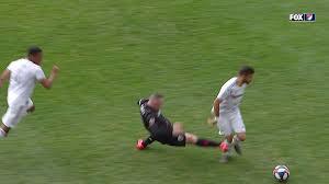 DC United : Le méchant tacle de Wayne Rooney (vidéo)