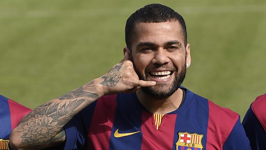 Barça - Mercato : Daniel Alves en cas de départ de Nelson Semedo ?