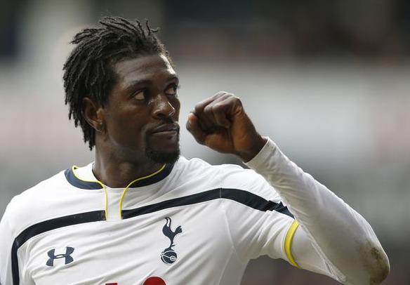 Emmanuel Adebayor signe à Olimpia