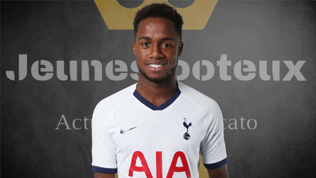 Ryan Sessegnon, latéral gauche de Tottenham