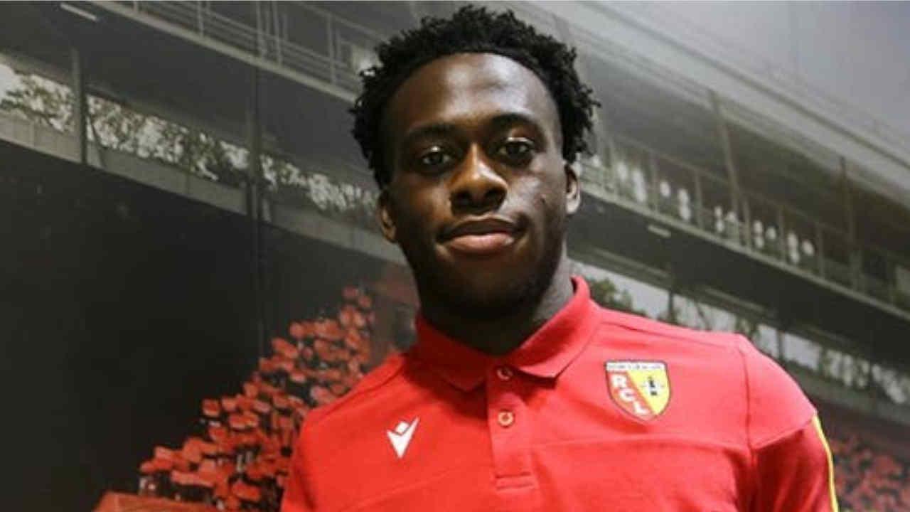 RC Lens : Kalimuendo, le gros coup du RCL qui enchante Kakuta