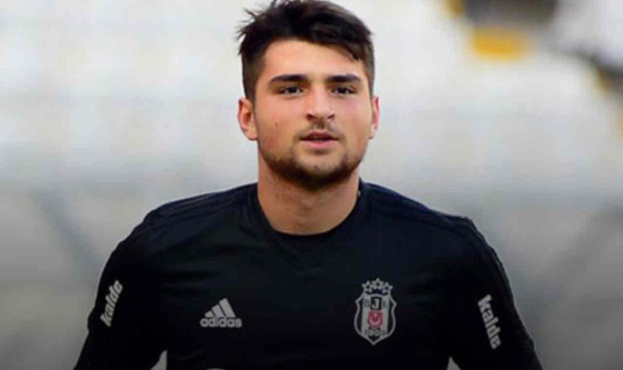 Ersin Destanoglu, portier Turc qui intéresse Lyon et Marseille
