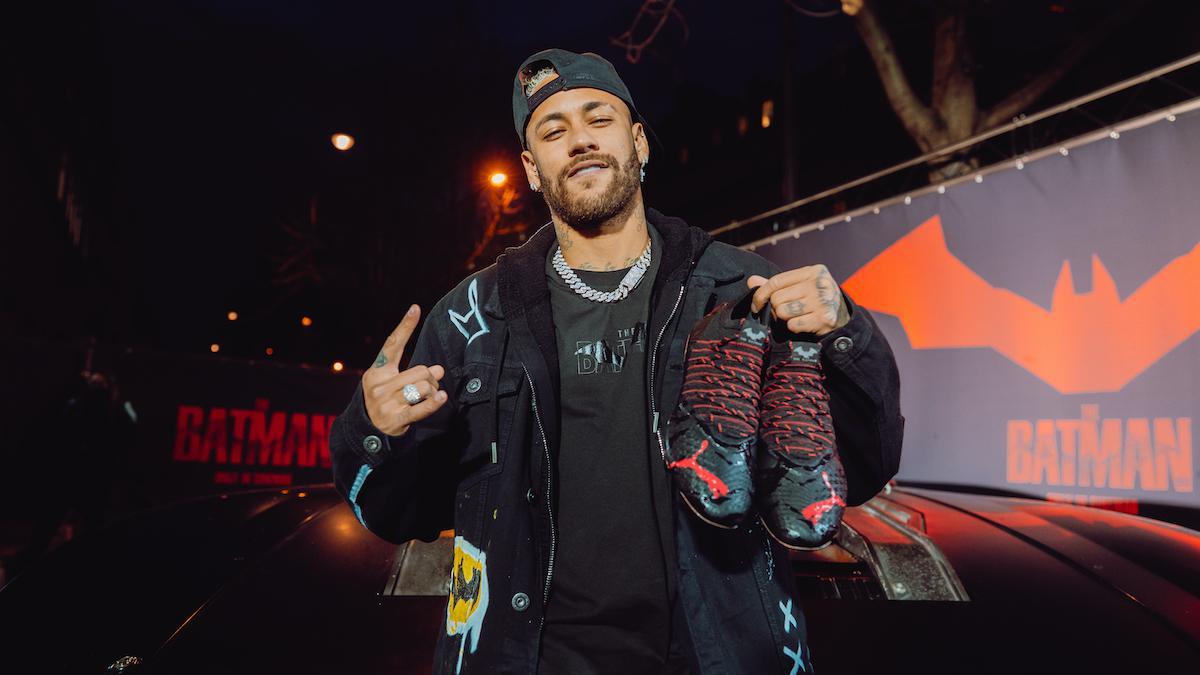 PSG: Neymar dévoile ses chaussures Batman