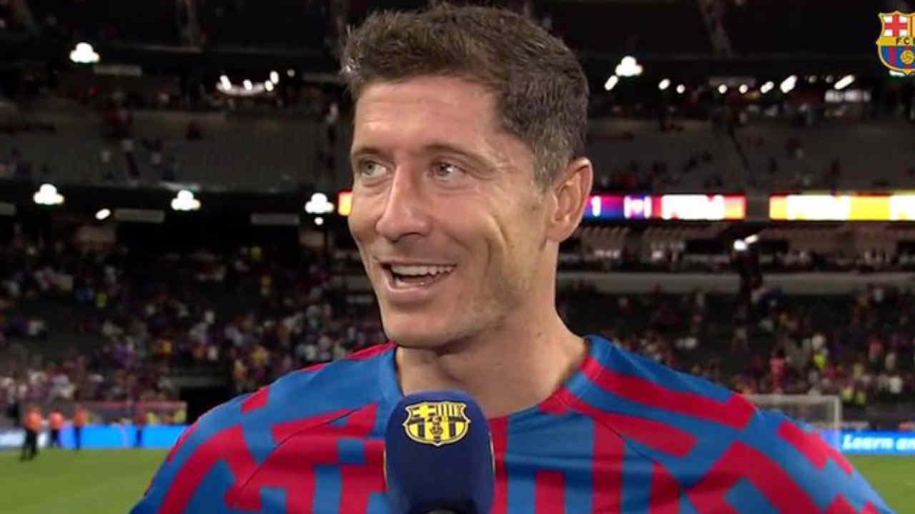Le geste fou de Robert Lewandowski à l'entraînement avec le FC Barcelone