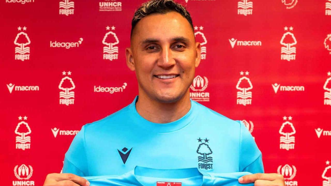Keylor Navas impressionne déjà à Nottingham Forest 