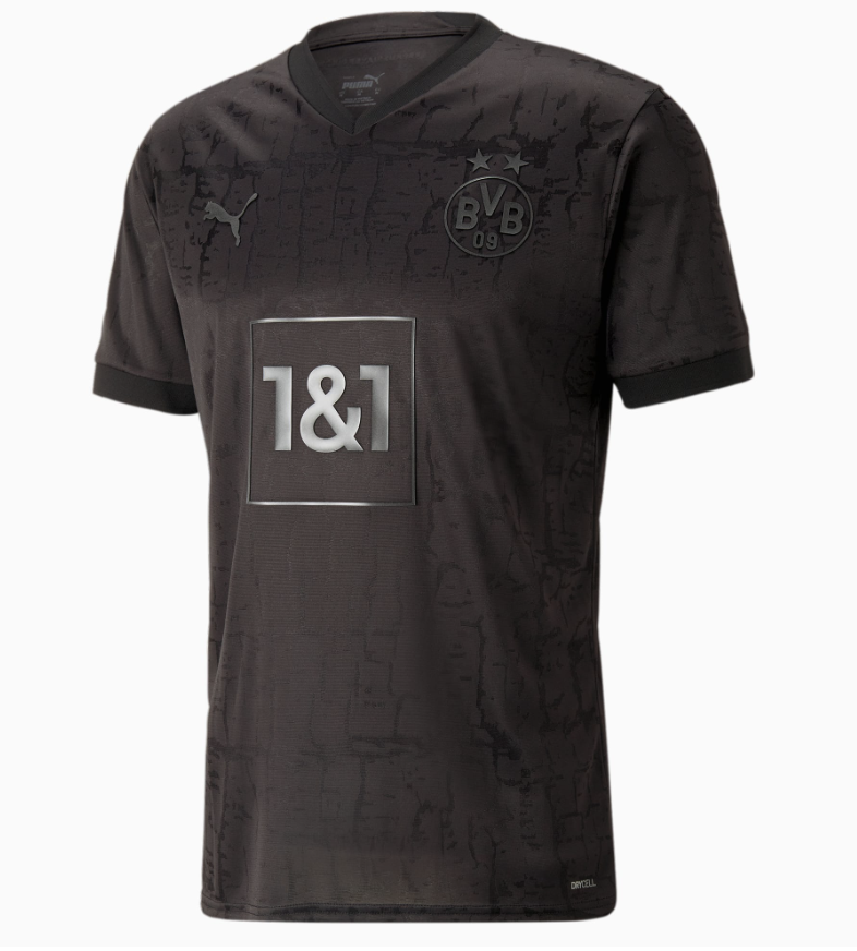 Dortmund passe en mode full black ce dimanche