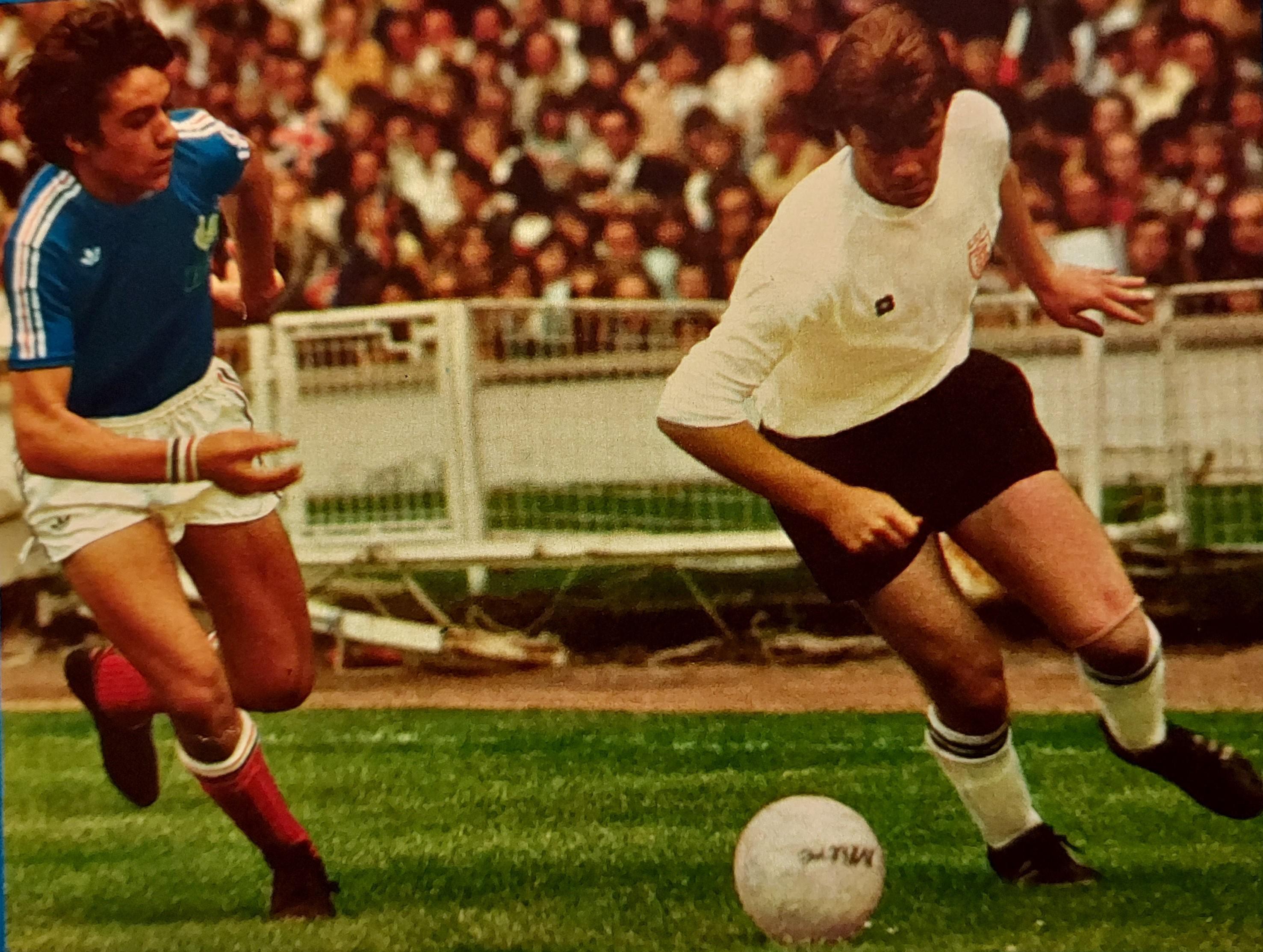 France - Angleterre, essayez de retrouver ce jeune du FC Sochaux... et ce jeune de l'OGC Nice !