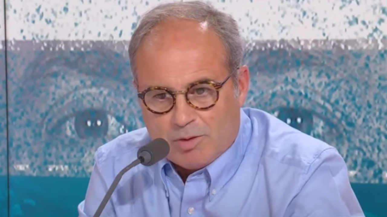 PSG : Luis Campos lorgne sur une pépite argentine convoitée par le RB Leipzig et le Real Madrid