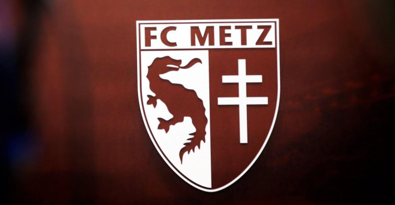 Excellent au FC Metz et à l'OGC Nice, il découvrira l'Equipe de France à 28 ans !