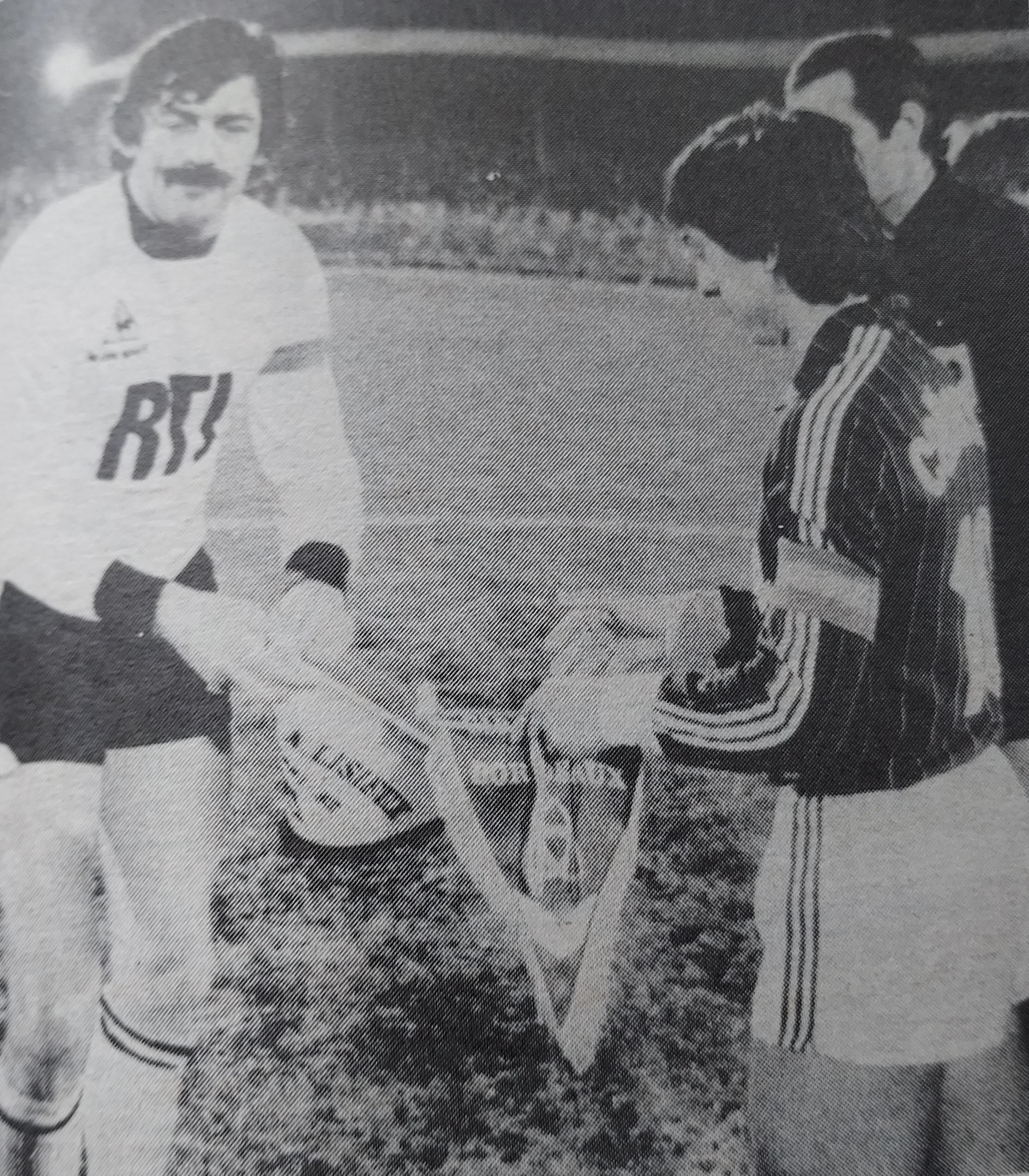 Ce joueur fut adoré à Rennes et surtout au RC Lens avant de faire une grande carrière d'entraîneur !