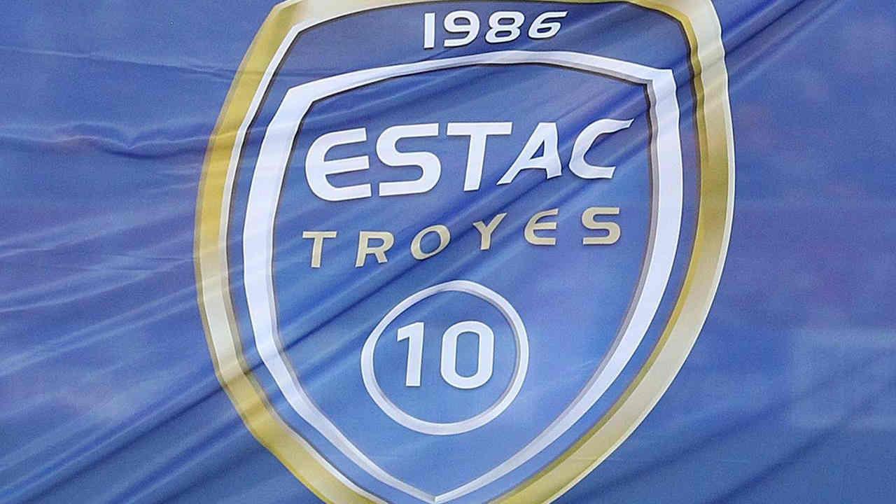 Troyes : passé par le LOSC et le RC Lens, il va signer... à l'ESTAC !