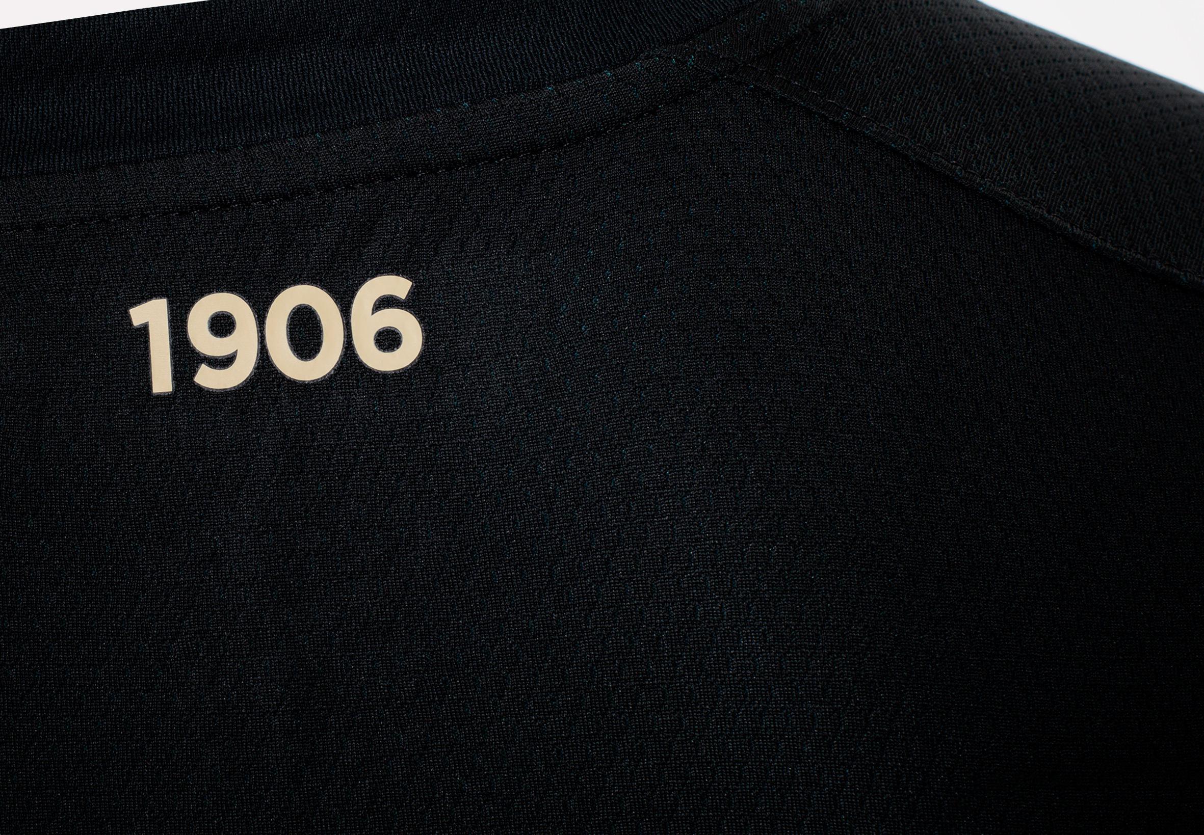 Umbro présente le nouveau maillot RC Lens Away 2016/2017