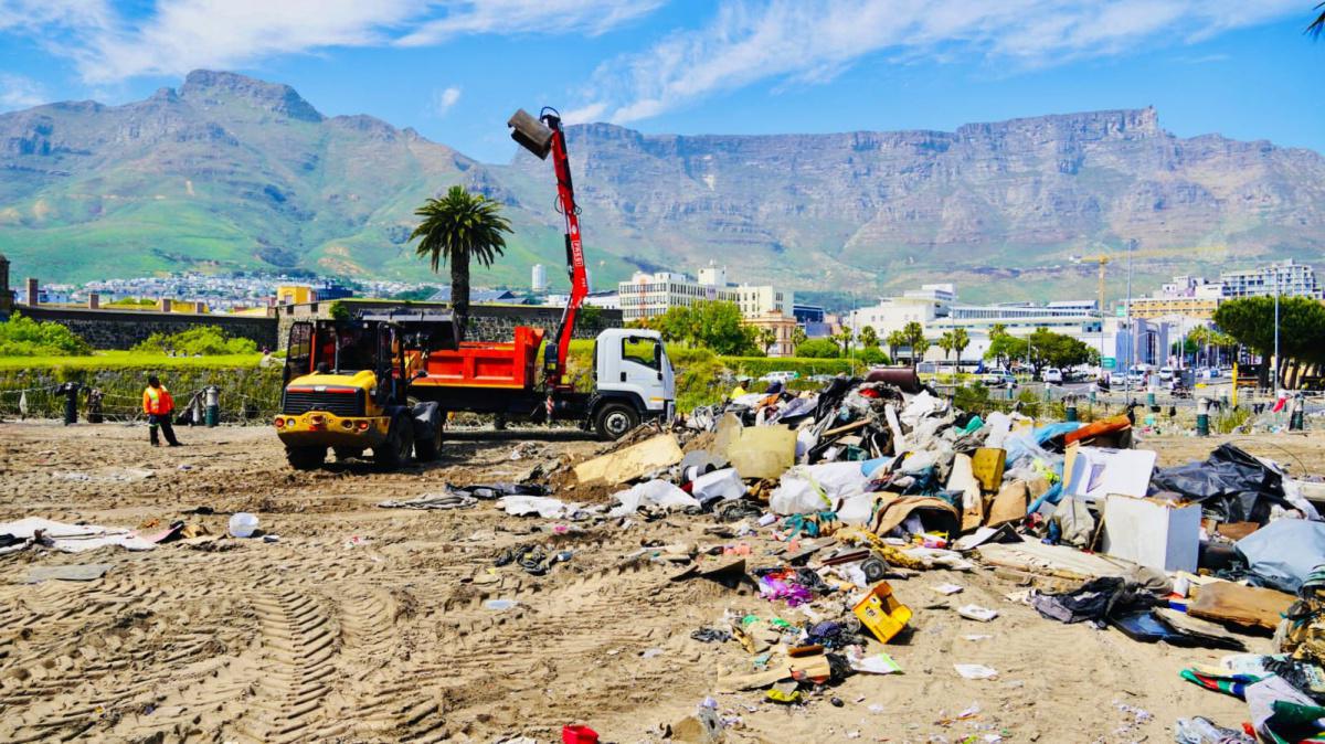 The Castle precinct gets cleared.