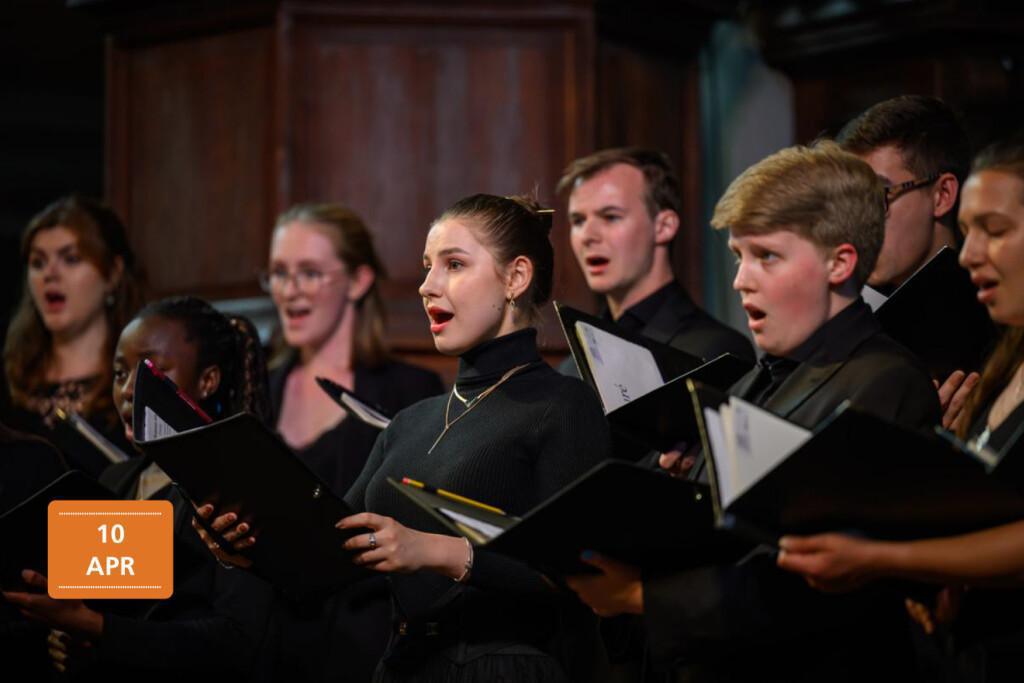 AUTUMN SYMPHONIES AT THE CITY HALL