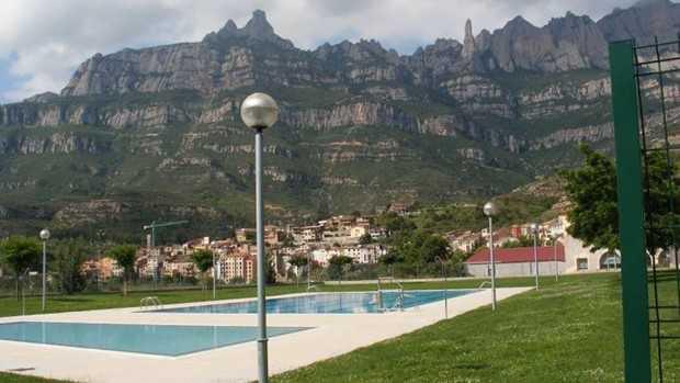 Finalitzada la reforma de l’espai del bar de la piscina municipal de Monistrol de Montserrat Finalitzada la reforma de l’espai del bar de la piscina municipal de Monistrol de Montserrat