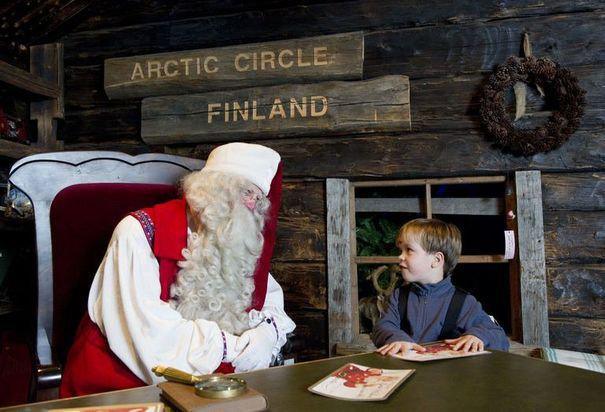 Le Pere Noel Vit Il Vraiment En Laponie Revelations